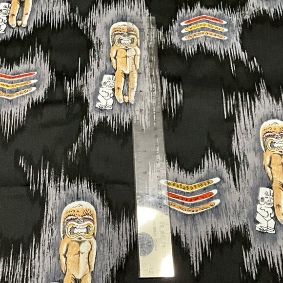 Tiki Aboriginal Boomerang Polynesian Theme Fabric Grey Black Man Cave 3.25 Yd - Picture 6 of 7
